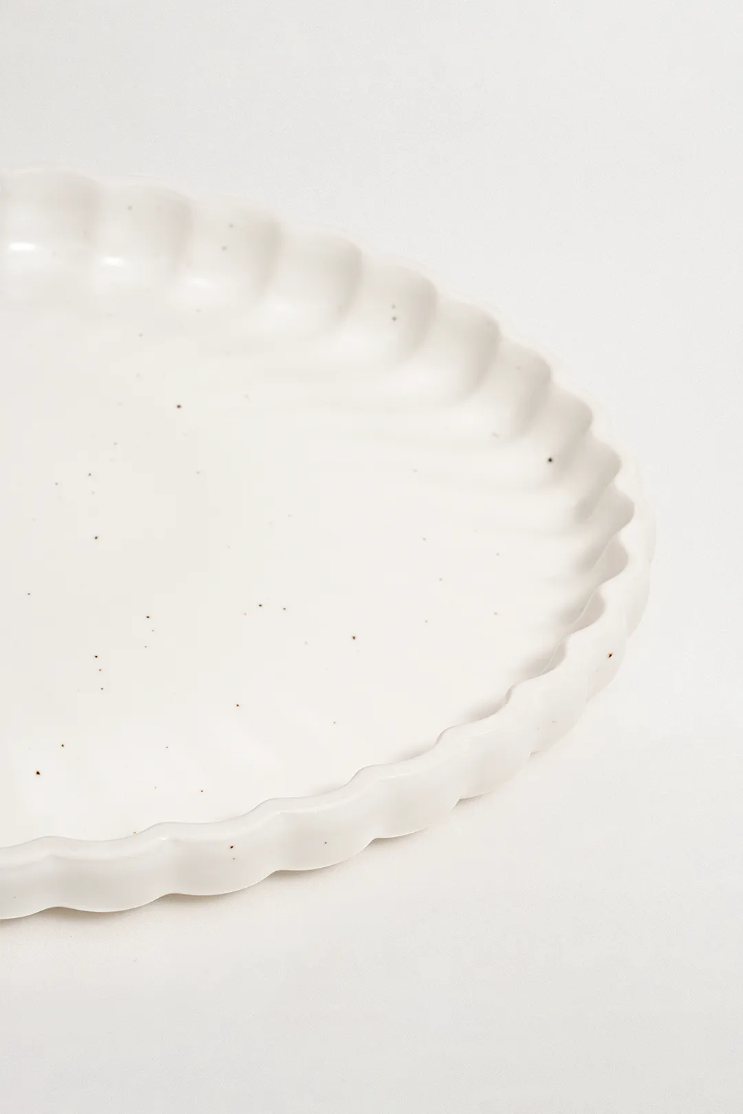 Blooming Double-Sided Oval Plate