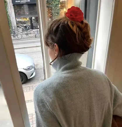 Rose hair clip accessory